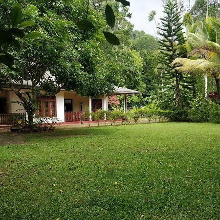 Alfred Colonial Bungalow & Spice Garden Kobbekaduwa Exteriör bild